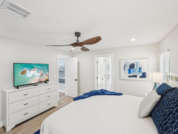 Fort Myers Beach Luxury Canal Front Home - Private Pool, Hot Tub & Dock
