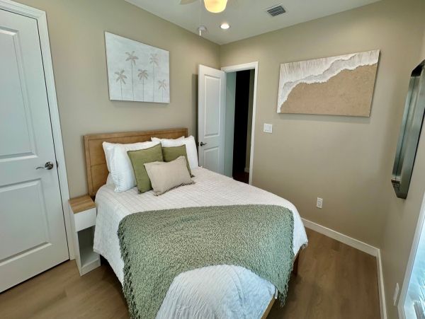 Fort Myers Beach 6 Bedroom Vacation Rental - Dual-Unit Home with Pool