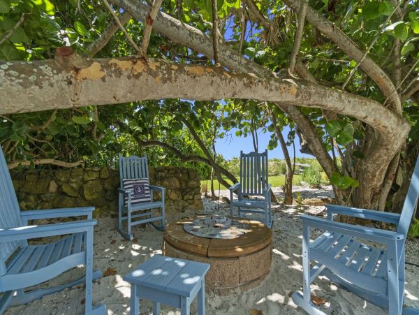 Longboat Key Beachfront Luxury Estate - 5 Bedroom Gulf-Front Vacation Rental