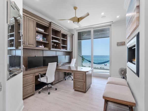 Longboat Key Beachfront Luxury Estate - 5 Bedroom Gulf-Front Vacation Rental