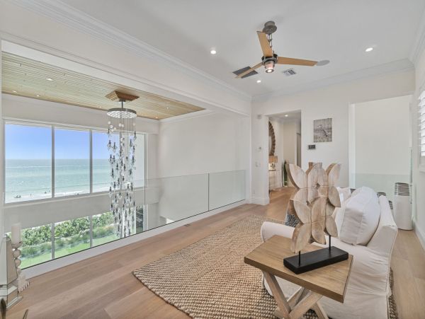 Longboat Key Beachfront Luxury Estate - 5 Bedroom Gulf-Front Vacation Rental