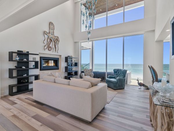 Longboat Key Beachfront Luxury Estate - 5 Bedroom Gulf-Front Vacation Rental