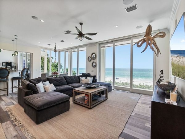 Longboat Key Beachfront Luxury Estate - 5 Bedroom Gulf-Front Vacation Rental