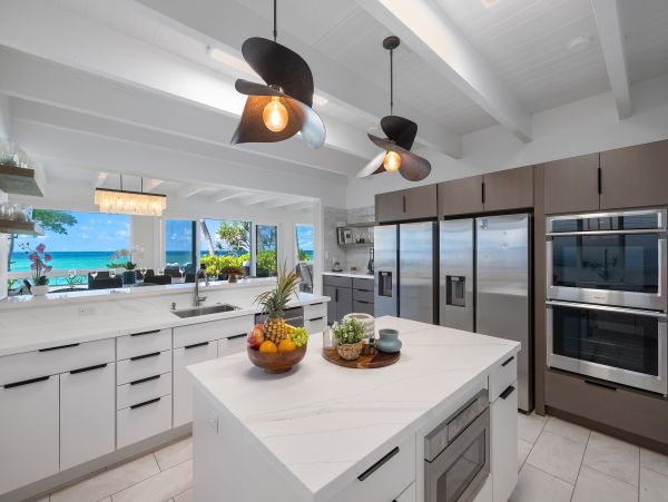 Oceanfront Oahu Estate Home- Private Collection Direct Beachfront