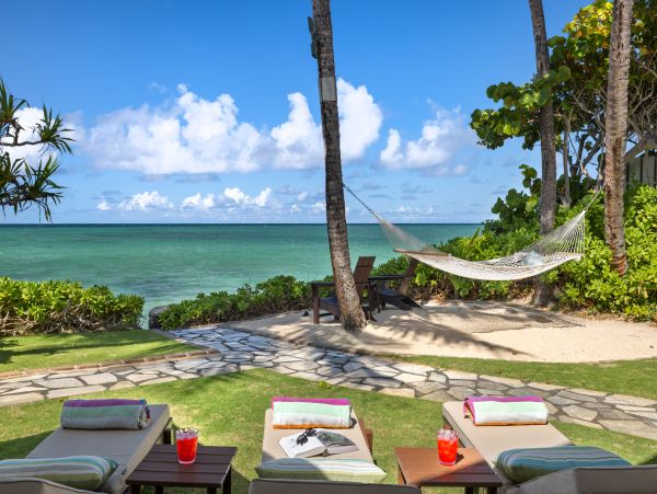 Oceanfront Oahu Estate Home- Private Collection Direct Beachfront