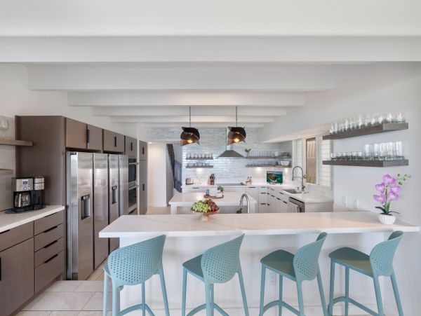 Oceanfront Oahu Estate Home- Private Collection Direct Beachfront