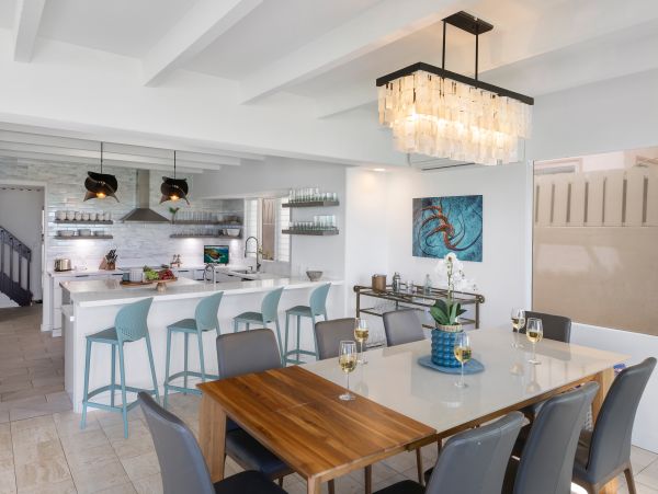 Oceanfront Oahu Estate Home- Private Collection Direct Beachfront