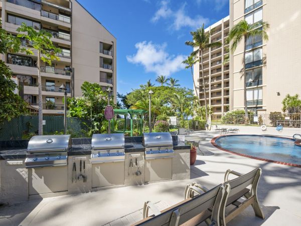 Oceanfront Maui Vacation Rental Kaanapali Coast - 1 Bedroom Condo with Pool