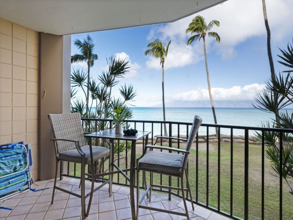 Oceanfront Maui Vacation Rental Kaanapali Coast - 1 Bedroom Condo with Pool