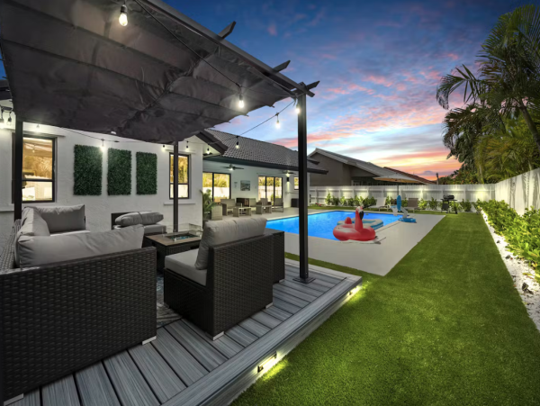 Luxury Miami Vacation Rental 3 Bedroom - Private Pool Oasis, Game Room & Family Friendly - additional view, photo 4