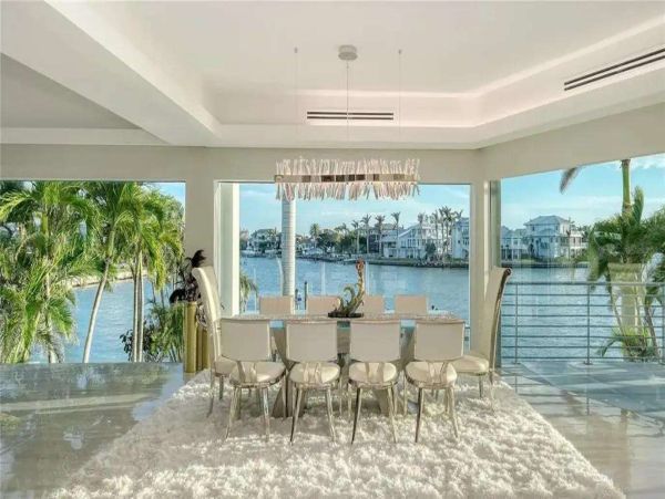 Luxury Sarasota Bayfront Retreat - Private Dock, Heated Pool & Spa near Siesta Key