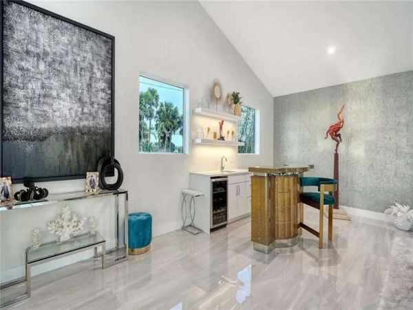 Luxury Sarasota Bayfront Retreat - Private Dock, Heated Pool & Spa near Siesta Key