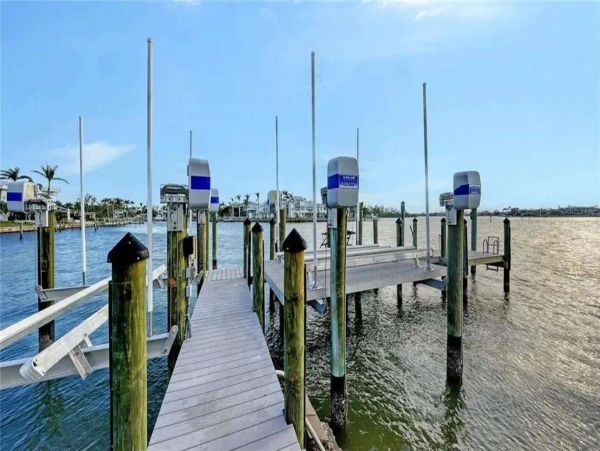 Luxury Sarasota Bayfront Retreat - Private Dock, Heated Pool & Spa near Siesta Key