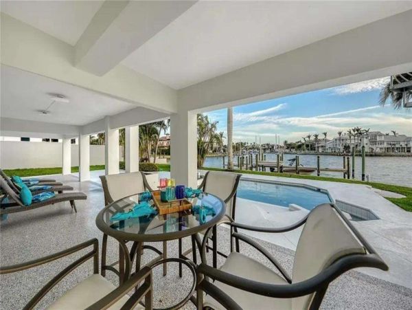 Luxury Sarasota Bayfront Retreat - Private Dock, Heated Pool & Spa near Siesta Key