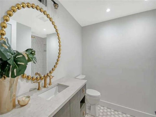 Luxury Sarasota Bayfront Retreat - Private Dock, Heated Pool & Spa near Siesta Key