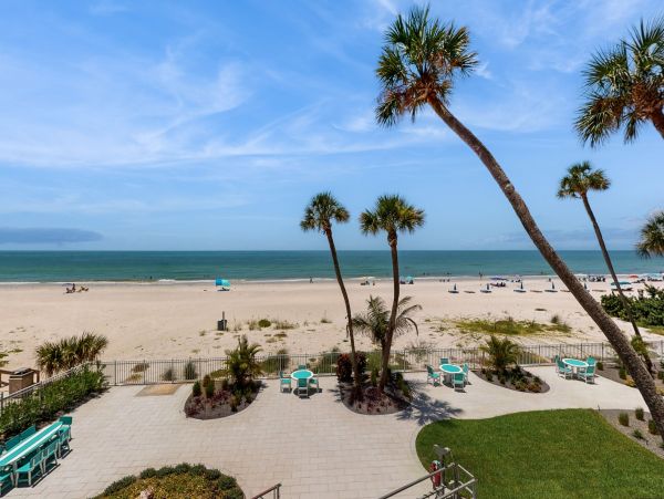 Oceanfront Condo Indian Shores Vacation Rental - Private Balcony & Heated Pool - additional view, photo 4