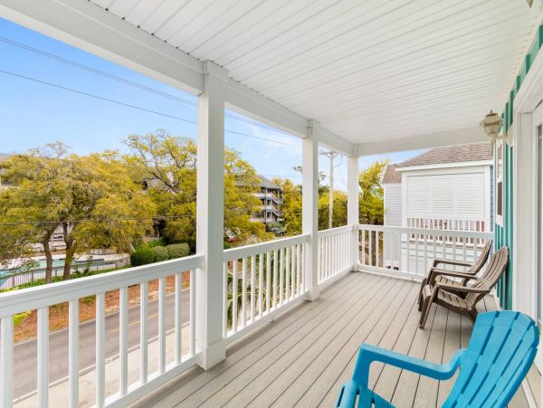 Luxury 5 Bedroom House Surfside Beach Rental - Private Heated Pool & Bunk Room