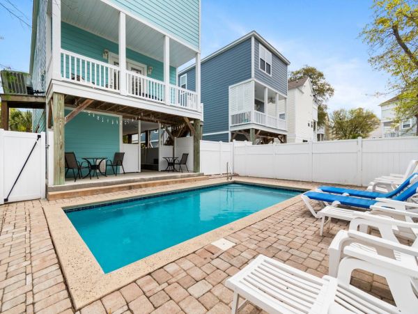 Luxury 5 Bedroom House Surfside Beach Rental - Private Heated Pool & Bunk Room