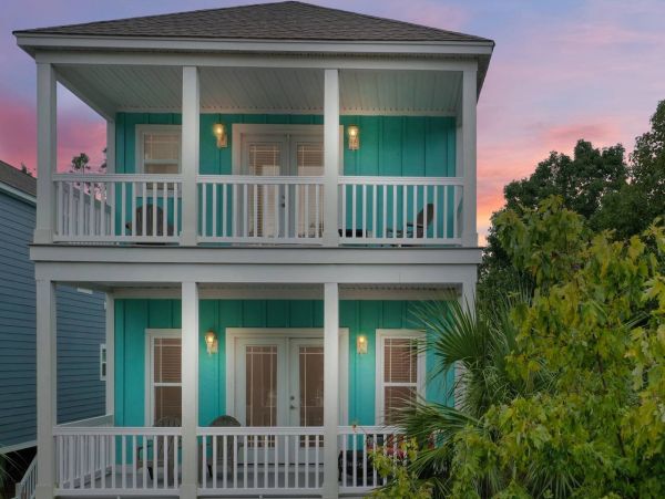 Luxury 5 Bedroom House Surfside Beach Rental - Private Heated Pool & Bunk Room
