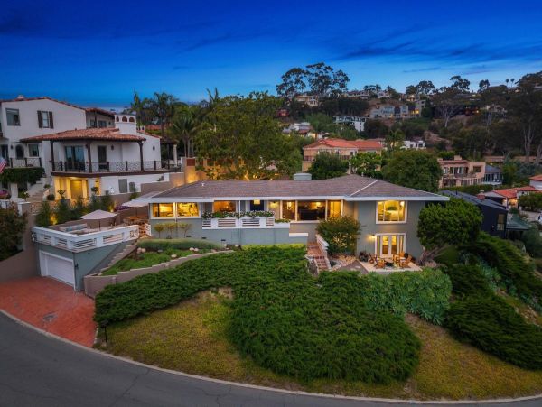 Luxury La Jolla Vacation Rental - Ocean Views, Private Spa & Game Room