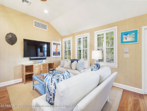 Luxury Palm Beach Vacation Rental - Historic Estate