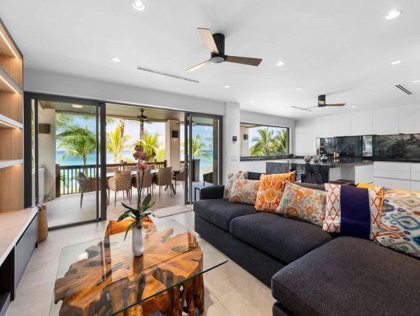 Nassau Oceanfront Luxury Villa - Private Bahamas Beach Rental