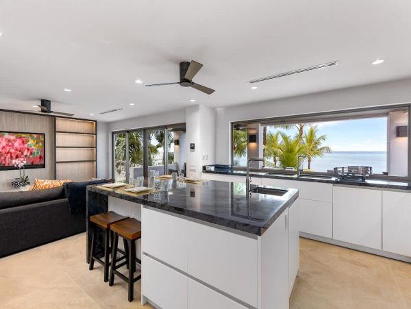Nassau Oceanfront Luxury Villa - Private Bahamas Beach Rental