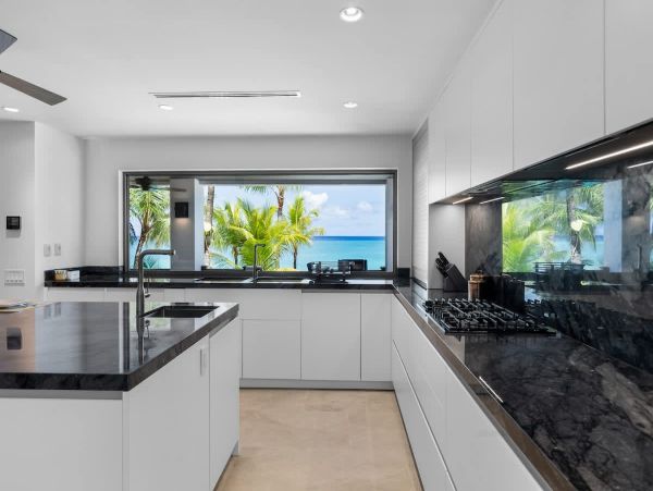 Nassau Oceanfront Luxury Villa - Private Bahamas Beach Rental