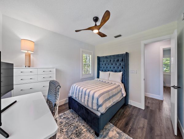 Longboat Key Luxury Vacation Rental - Florida Canal Front Estate