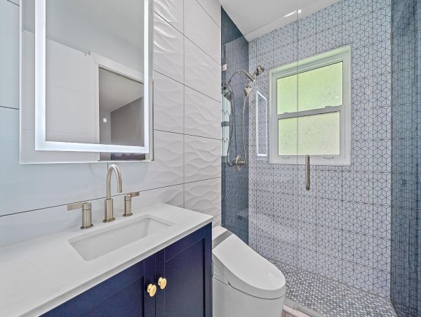 Longboat Key Luxury Vacation Rental - Florida Canal Front Estate