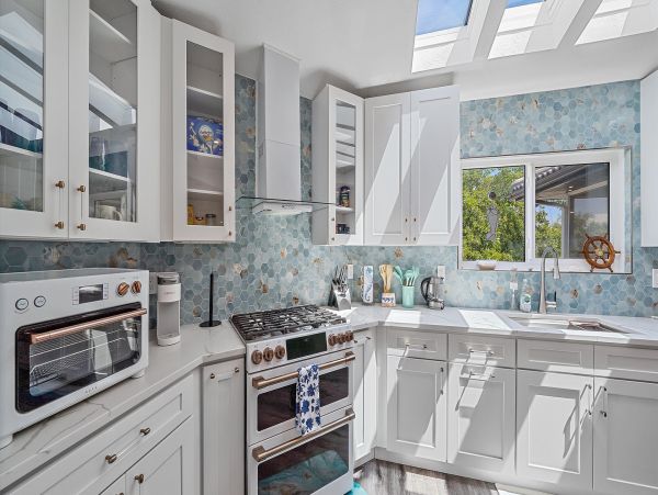 Longboat Key Luxury Vacation Rental - Florida Canal Front Estate