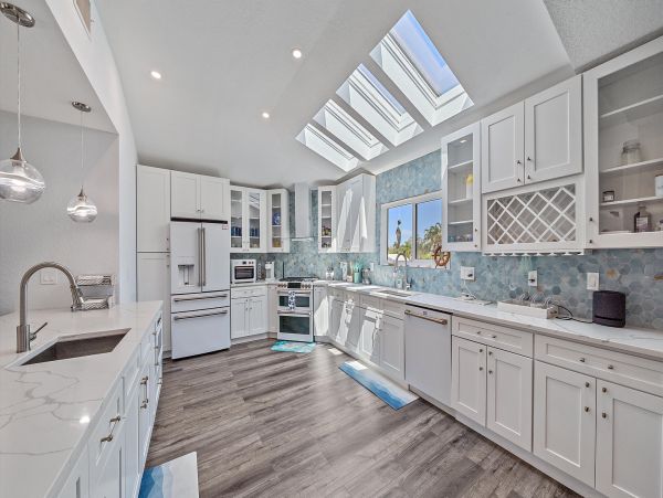 Longboat Key Luxury Vacation Rental - Florida Canal Front Estate