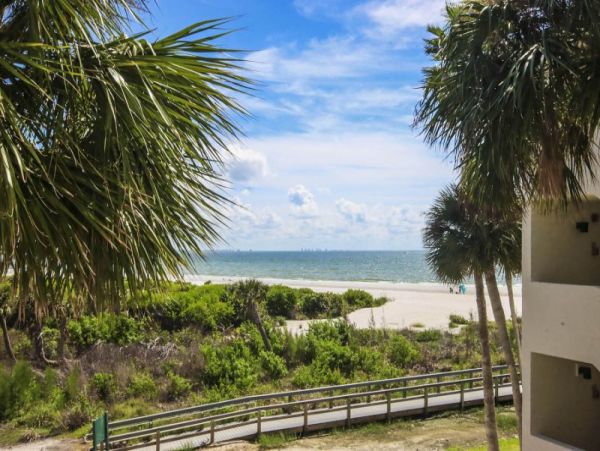 Sanibel Island Partial Gulf views Beach Vacation Condo