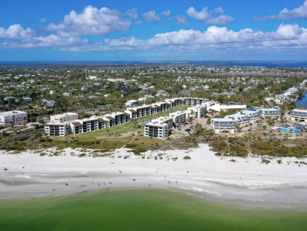 Sanibel Island Partial Gulf views Beach Vacation Condo