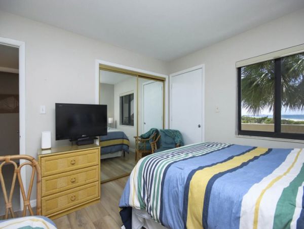 Sanibel Island Partial Gulf views Beach Vacation Condo