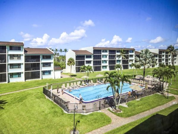 Sanibel Island Partial Gulf views Beach Vacation Condo