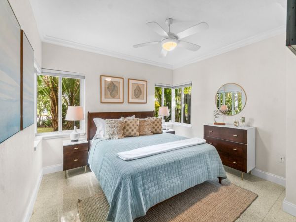 Luxury Beach Retreat in Fort Lauderdale - South Florida Oasis