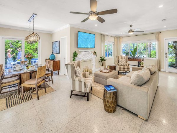 Luxury Beach Retreat in Fort Lauderdale - South Florida Oasis