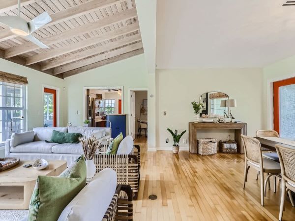 Elegant 3 Bedroom Lake Worth Beach Vacation Home with Pool & Tropical Gardens