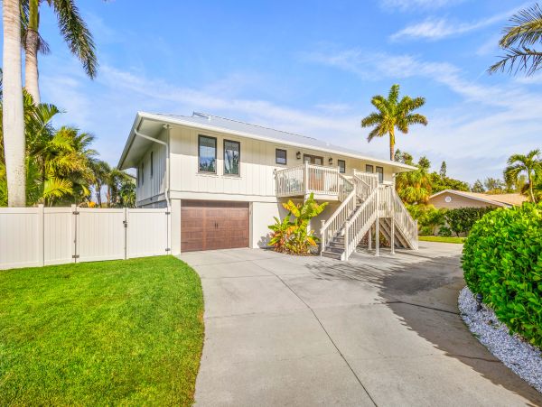 Longboat Key Vacation Pool Home Rental - Steps to Beach