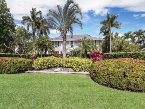 Longboat Key Vacation Pool Home Rental - Steps to Beach