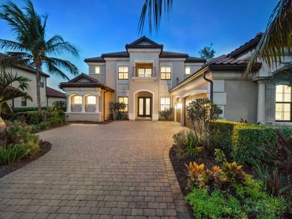Luxury Naples, FL Vacation Rental - Golf Course Estate