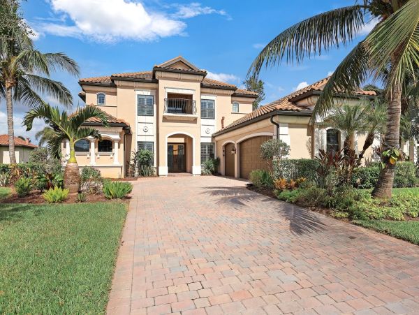 Luxury Naples, FL Vacation Rental - Golf Course Estate