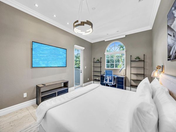 Waterfront Luxury Vacation Rental - Mediterranean - Style Villa with Private Dock