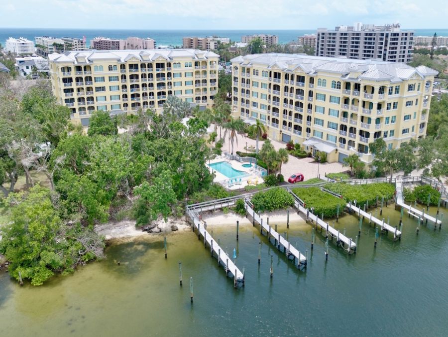 Luxury Penthouse in Siesta Key - 3 Bedroom Condo Your Ideal Beach Getaway