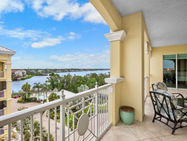Luxury Penthouse in Siesta Key - 3 Bedroom Condo Your Ideal Beach Getaway