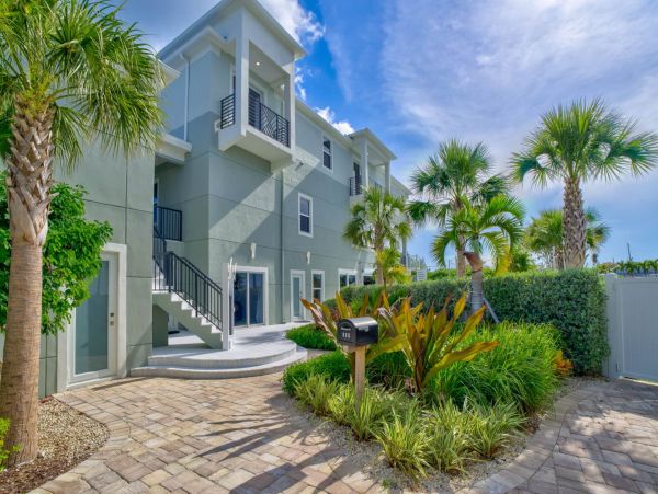 Luxury Island Retreat in The Florida Keys - Unforgettable Getaway