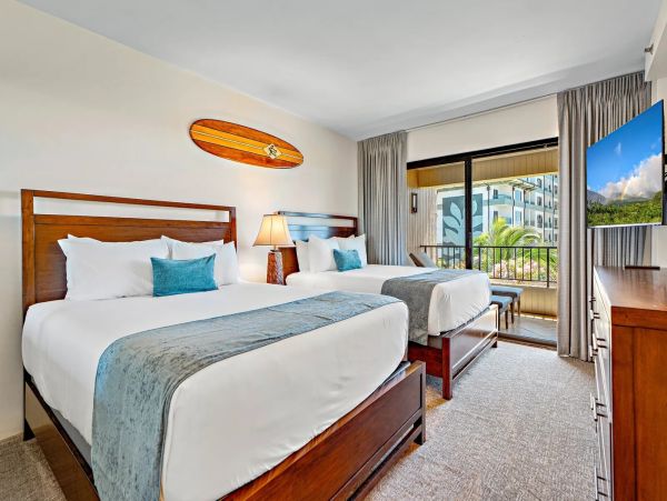 Luxury 7th-Floor Suite with Ocean Views in Kaanapali, Maui
