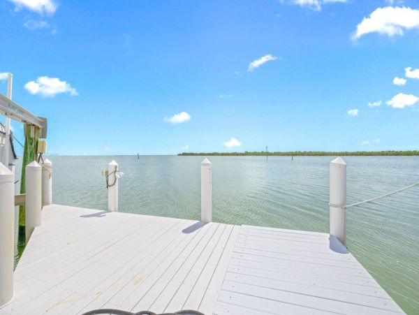 Luxurious Beachfront Four Bedroom Home with Breathtaking Gulf & Bay Views