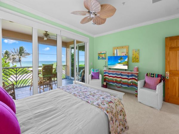 Luxurious Beachfront Four Bedroom Home with Breathtaking Gulf & Bay Views
